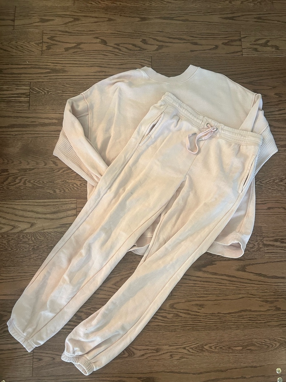 Aerie Sweatsuit size Small light pink